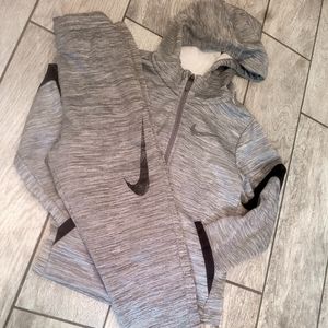 Boys sz S Nike Sweat Suit THERMA-FIT